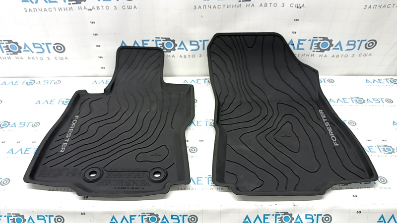 Set of floor mats for Subaru Forester 25-26, black rubber, scratches