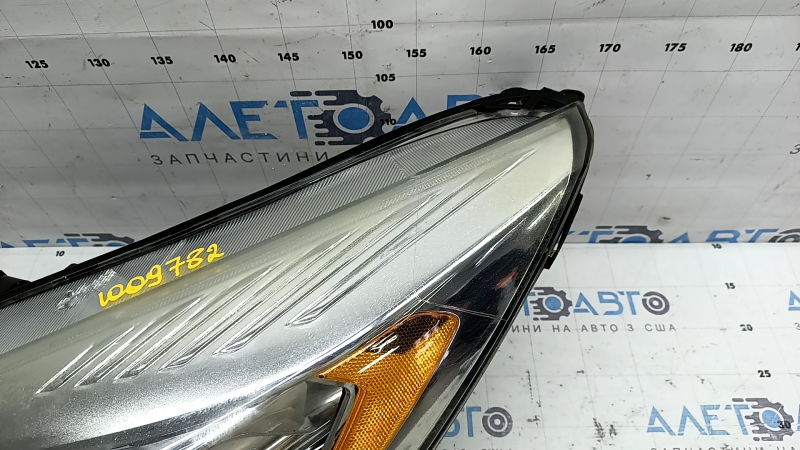 Left front headlight assembly Ford Escape MK3 17-19 rest xenon + LED, light, polished, scratches, cobwebs