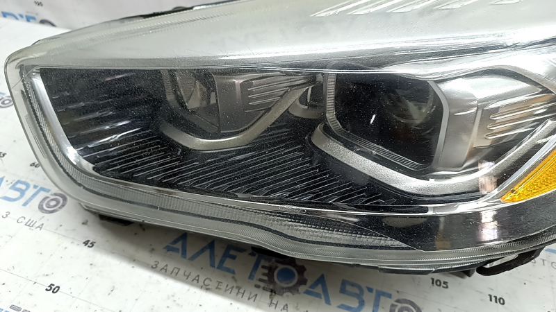 Left front headlight assembly Ford Escape MK3 17-19 rest xenon + LED, light, polished, scratches, cobwebs