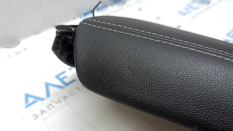 Ford Escape MK4 20-26 center console armrest, black leather, gray stitching, dented, dents