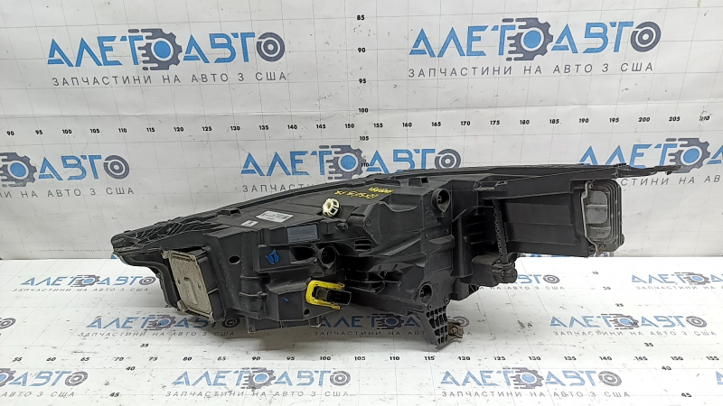 Front right headlight assembly Infiniti QX50 19-22 LED, adaptive, needs polishing, varnish peeled off, LED turns yellow