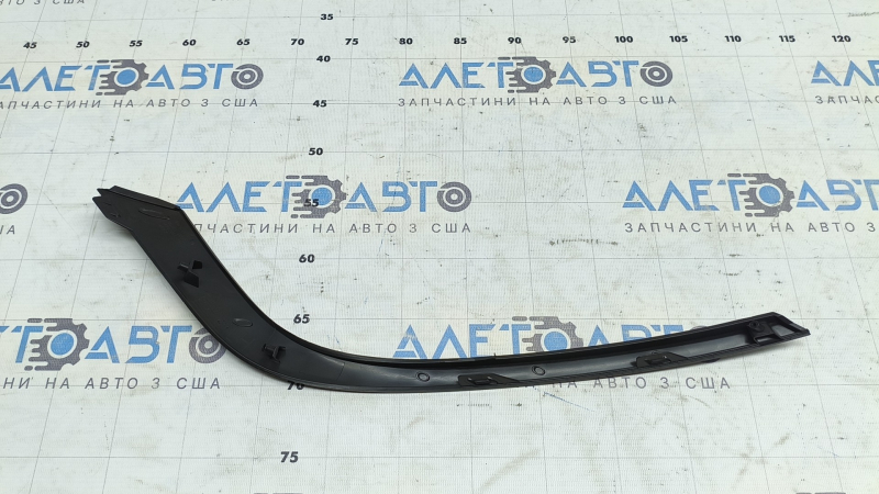 Right front bumper molding for Hyundai Kona 22-23
