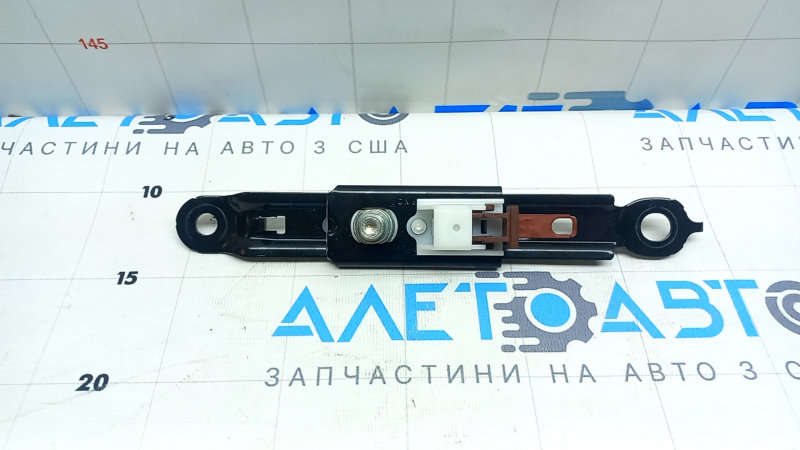 Driver's seat belt bracket Toyota Camry v70 18-24
