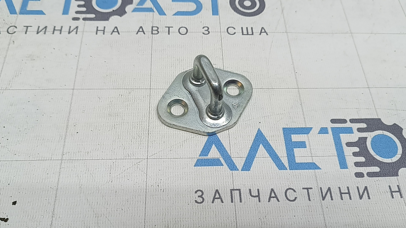 Rear right door lock bracket Toyota Camry v70 18-24