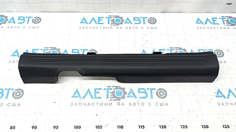 Inner front left door sill trim Hyundai Tucson 25-26 black, worn