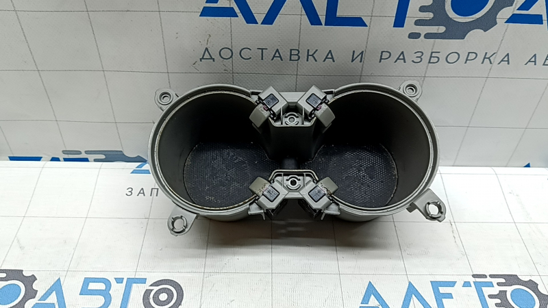 Cup holders for the center console of the Kia Niro 17-19 light gray