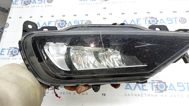 Right fog light Volvo XC90 16-25 LED, polished, scratched