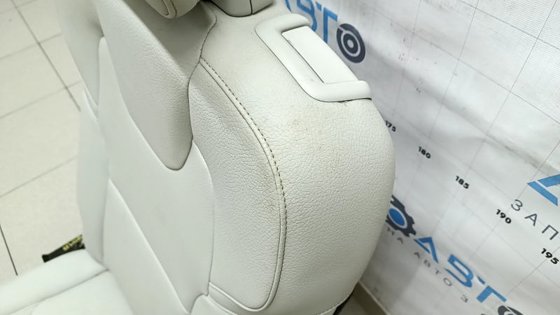 Rear row of seats, left, 3rd row, Volvo XC90 16-25, gray leather, dry-cleanable