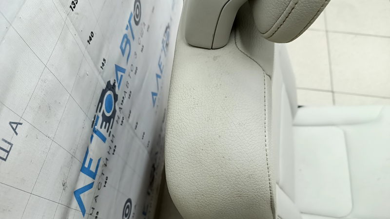 Rear row of seats, left, 3rd row, Volvo XC90 16-25, gray leather, dry-cleanable