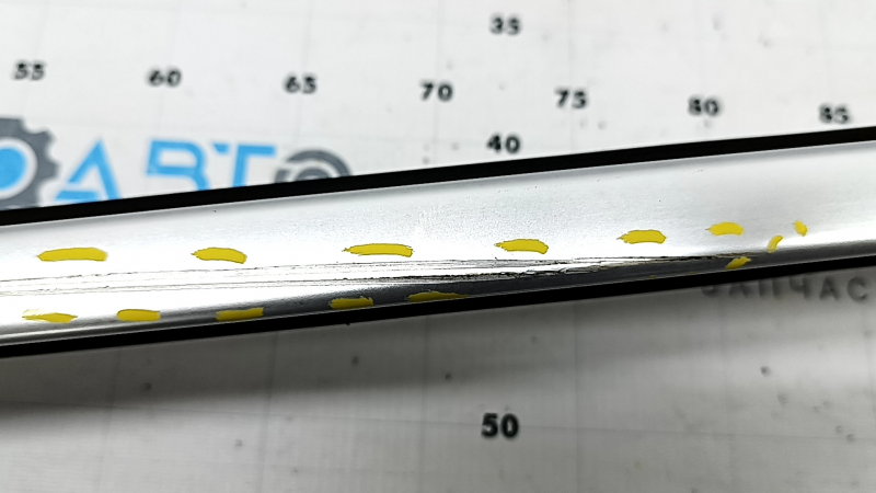 Left longitudinal roof rail BMW X5 G05 19-26 chrome, scratches