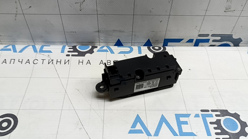 Control of headlights Audi A3 22-26 for rear fog lights