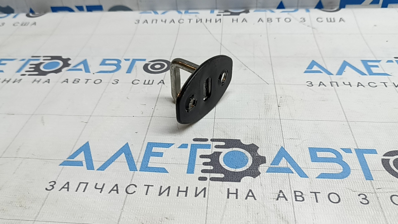 Front right door lock bracket Audi A3 22-26