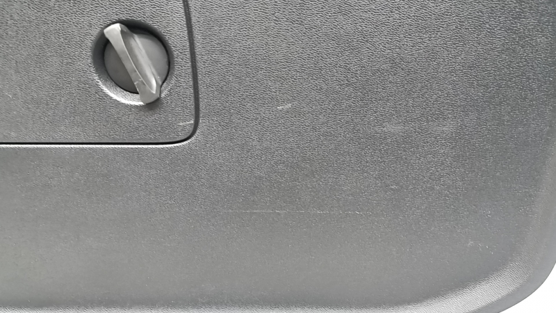 Lower tailgate trim for Volvo XC60 18-26, black, with trim, scratches