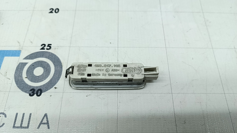 Front right ceiling light Audi A3 22-26