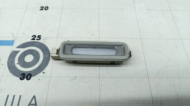 Front right ceiling light Audi A3 22-26