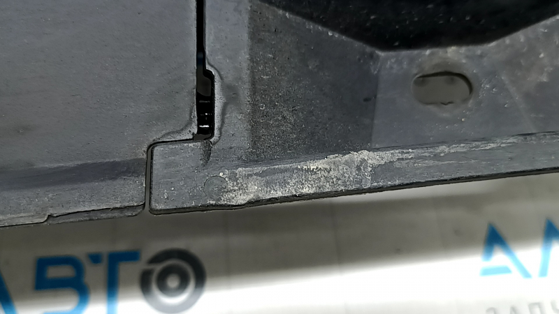 Right threshold Honda Accord 23-26 with seal, structure, scratches, broken fasteners