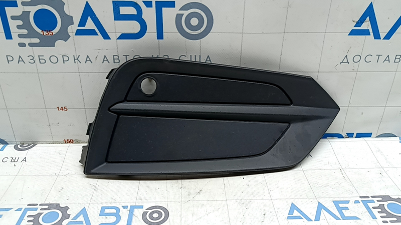 Right front bumper grille Volvo XC60 18-21 for parking sensors, structure, scratches