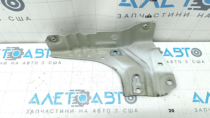 Front upper right fender bracket VW Taos 22-25