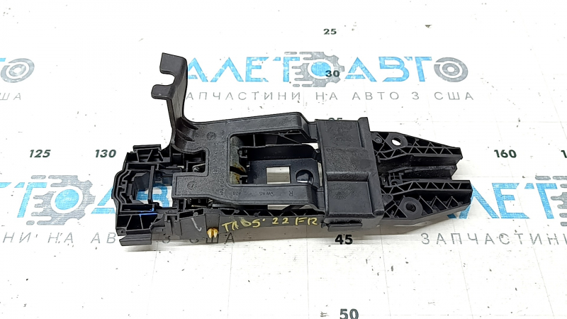Front right door handle mechanism VW Taos 22-25