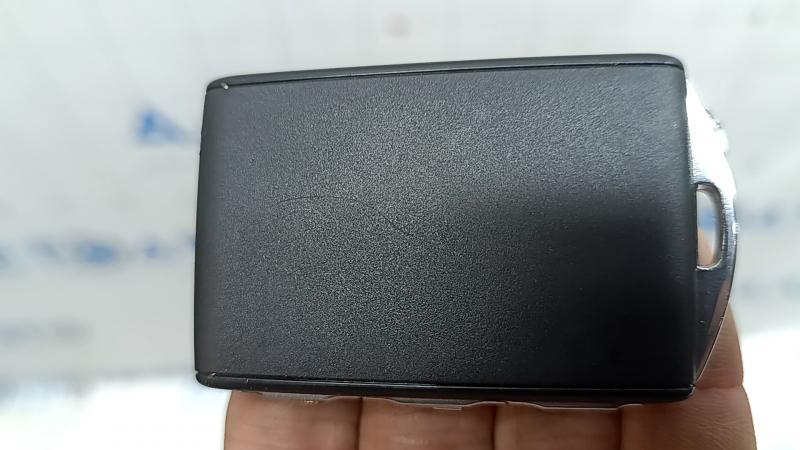 Volvo XC60 18-26 keyless key, 4 buttons, black, 433.92MHz, worn, scratched