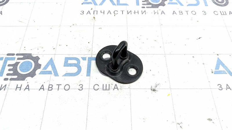Nissan Murano 25-26 trunk door lock hook