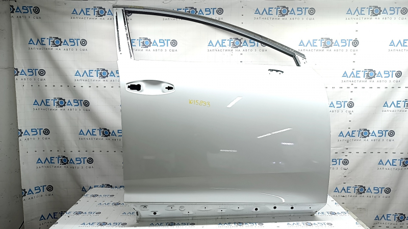 Bare front right door Nissan Murano 25-26 white QBE, with upper chrome molding