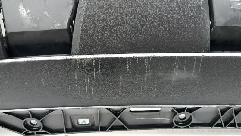 Bare rear bumper, lower part, VW Taos 22-25, without parking sensors, structure, scratches