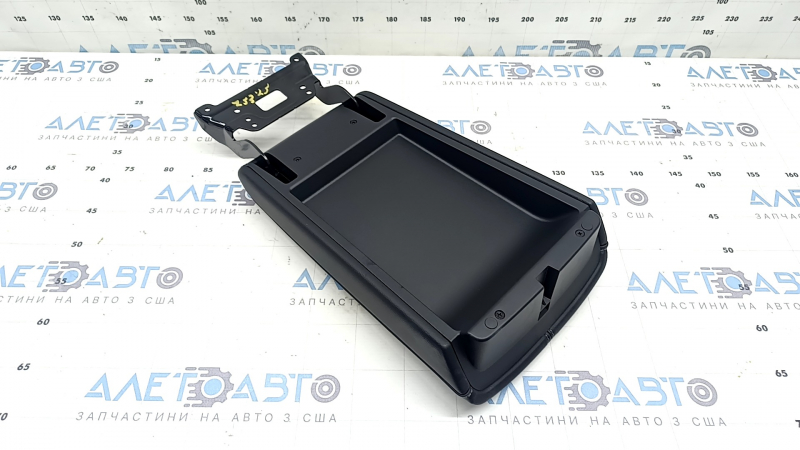 Nissan Murano 25-26 center console armrest, dark gray leather with white stitching