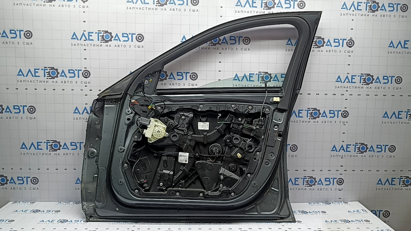 Front right door assembly Mercedes C-class W205 16-21 aluminum, graphite 992, keyless, bumps, scratches