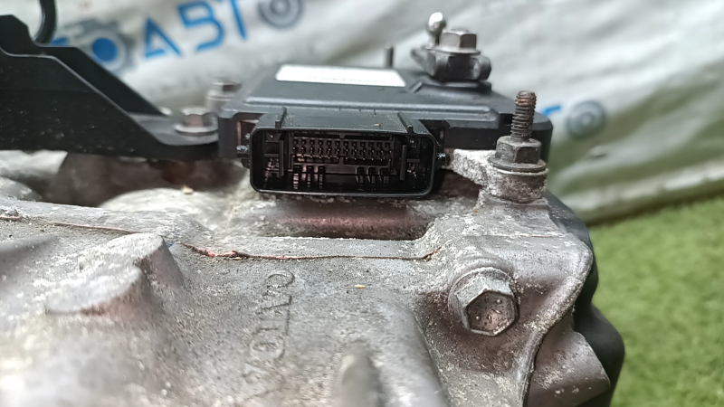 Automatic transmission assembly Volvo XC60 18-21 AWD T5 86k 157k dented pan