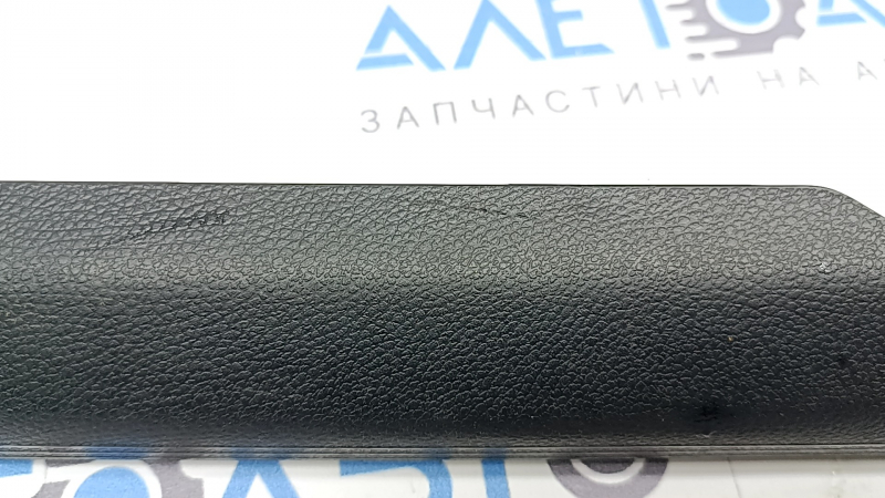 Front left inner door sill trim Mercedes C-class W205 16-21 black, scratches, abrasions