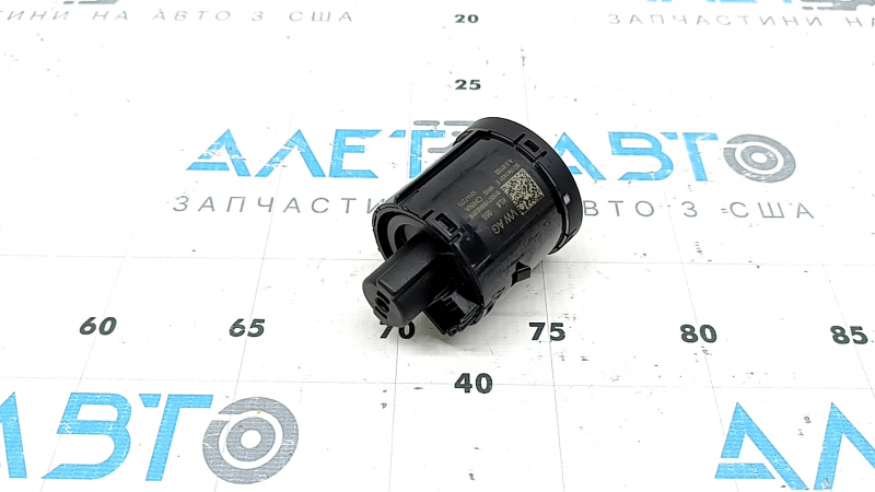 Light control VW Taos 22-25