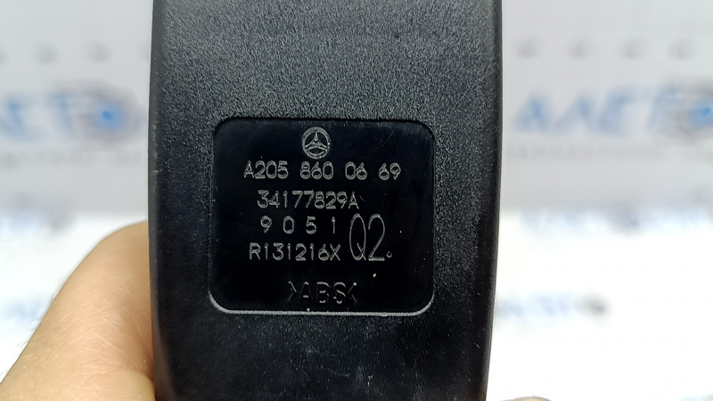 Rear central seat belt latch Mercedes C-class W205 16-22 black, lap