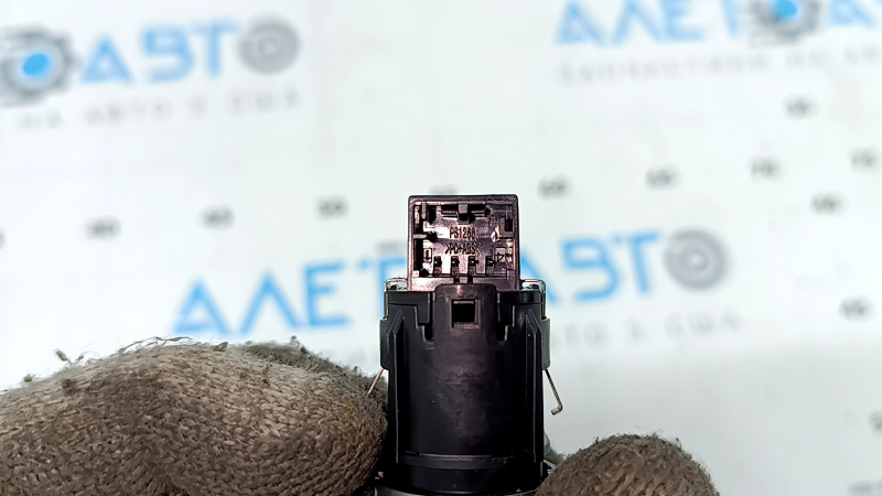 Start-Stop button VW Taos 22-25 silver