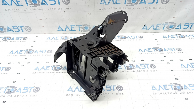 VW Taos 22-25 fuse box bracket