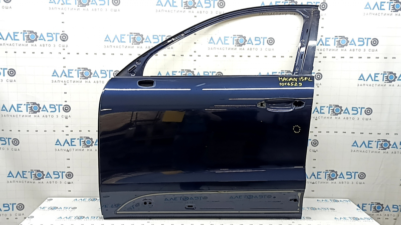 Bare front left door Porsche Macan 15-18 with door stop, blue N5, butt