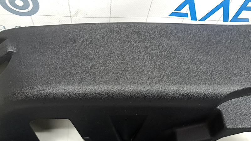 Right trunk arch trim trim for Nissan Kicks 20-25, black, scratches, nicks, worn