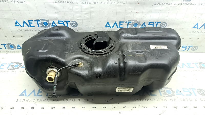 Nissan Kicks 18-25 fuel tank with fuel pump mount