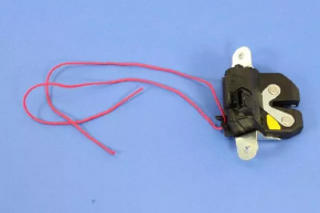 Trunk door lock Fiat 500L 14-17