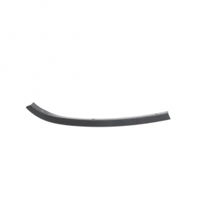 Rear left wing arch seal Jeep Grand Cherokee WK2 11-21 on the body, scratches