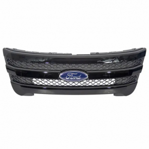 Radiator grill with frame and chrome in assembly Ford Explorer 13-15 prerest sport, with emblems