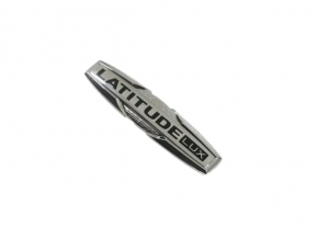The emblem inscription "LATITUDE LUX" on the tailgate of the Jeep Compass 22-25 chrome