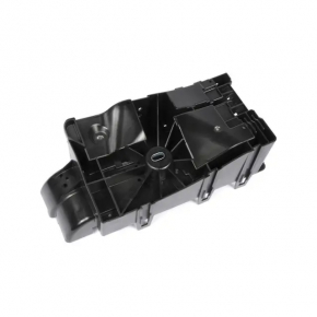 Chevrolet Malibu 13-14 2.4 hybrid underhood fuse box housing