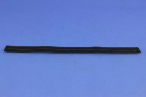 Rubber seal for the tailgate of a Jeep Grand Cherokee WK2 14-21 upper door, used