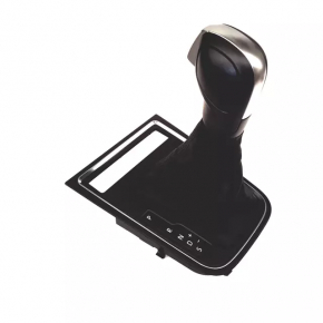 Automatic transmission handle with shifter cover VW Jetta 11-17 USA plastic, chrome, broken cover,