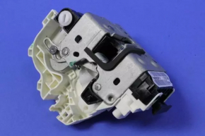 Rear left door lock Dodge Durango 11-