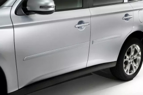 Door molding lower front right Mitsubishi Outlander 14-21