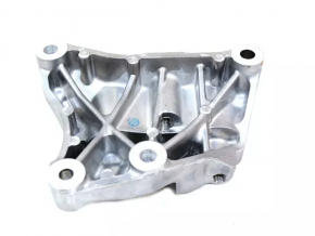 Engine mount bracket right Chrysler 200 15-17 3.6