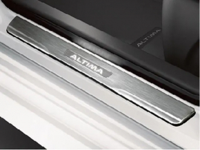 Door sill trim front right outer Nissan Altima 13-18 chrome with backlight