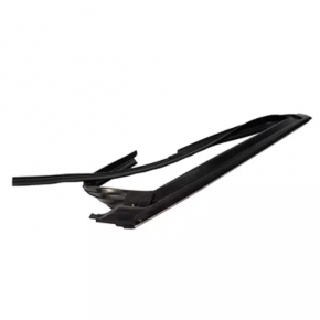 Upper rear right door molding for Ford Edge 15-24 chrome with glass seal
